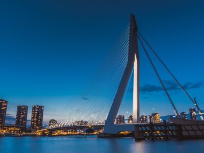 Waar woont Davina Michelle