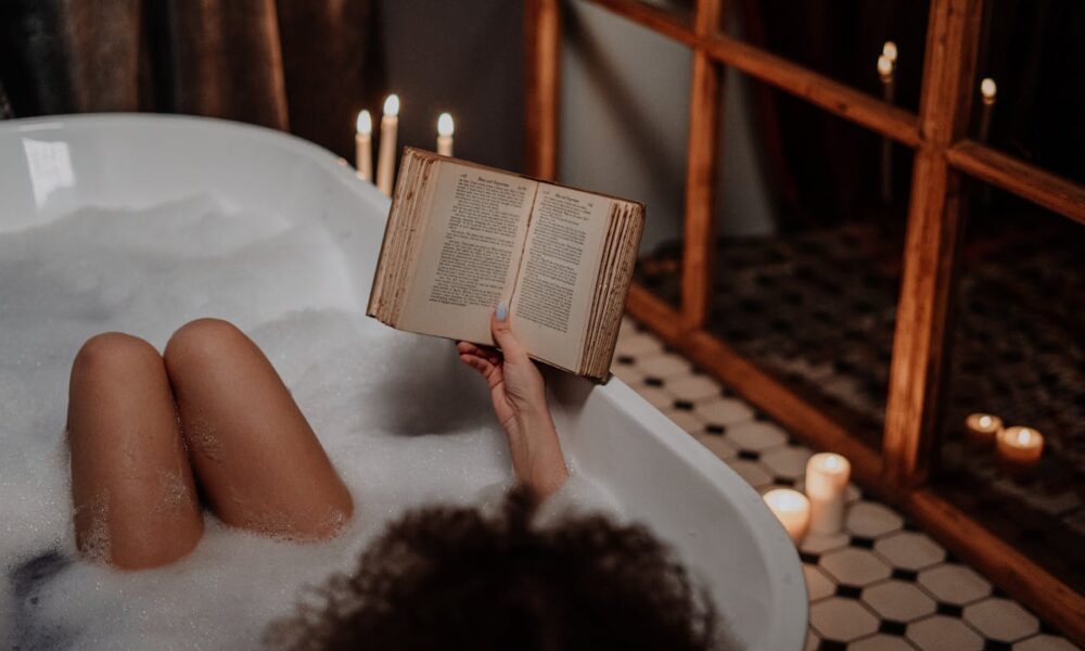 Rust en eenvoud in je badkamer met Japandi stijl